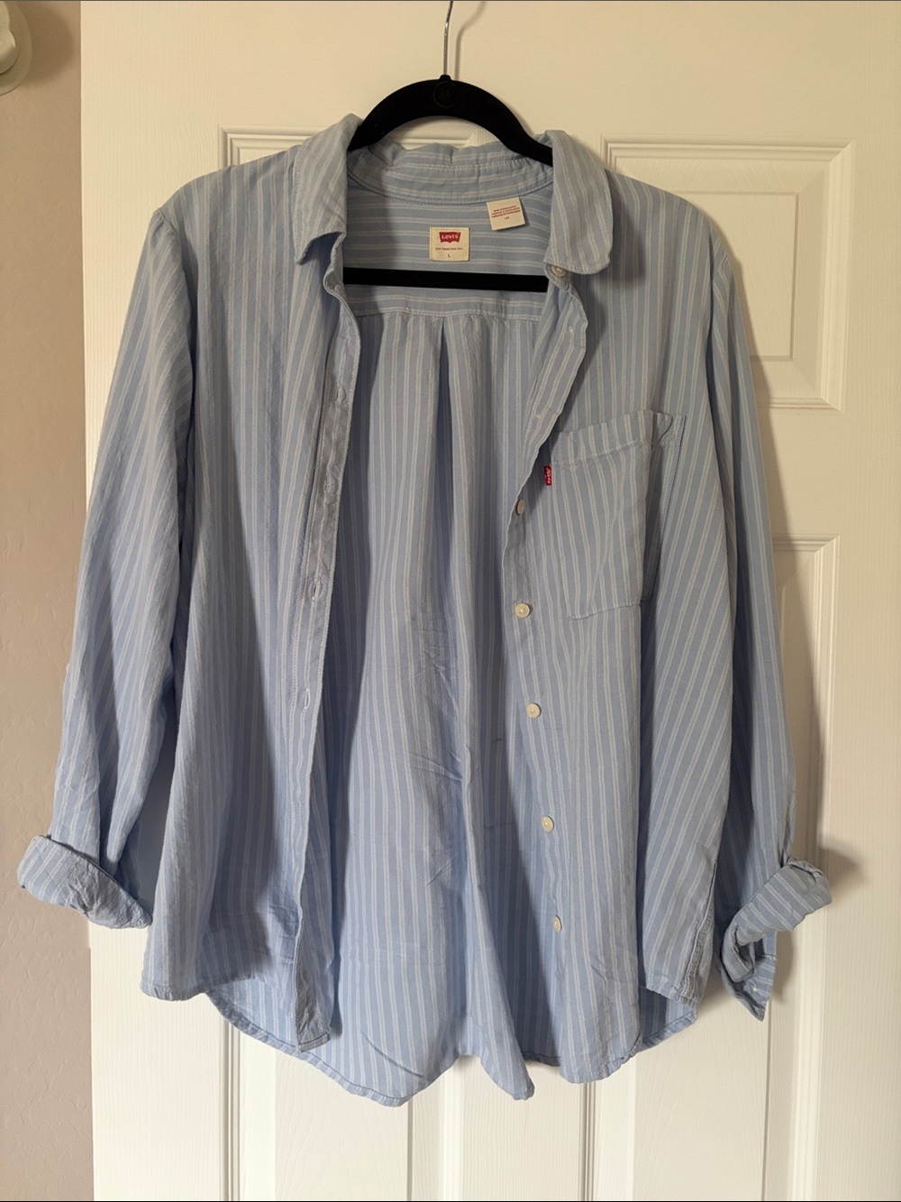 Levi's Women’s Blue Vertical-Stripe Button Down Shirt